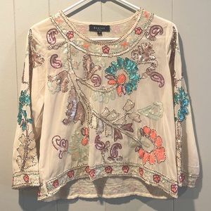 BEULAHSTYLE Sequin Embroidered Top